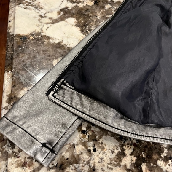 Stunning 3pommes faux-leather moto quilted metallic jacket, size 2/3 98cm - Picture 5 of 9